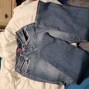 ladies size 5 d`mode jeans w embellishments